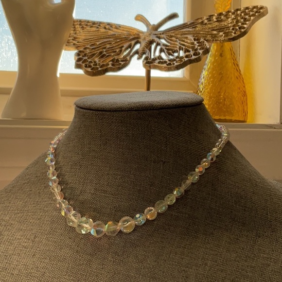 Vintage 1960’s Glass Aurora Beaded Adjustable Necklace. Absolutely Gorgeous! - Picture 9 of 10